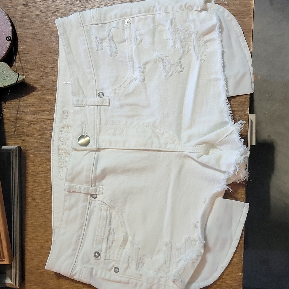 American Eagle Outfitters white distressed Jean shorts size 12